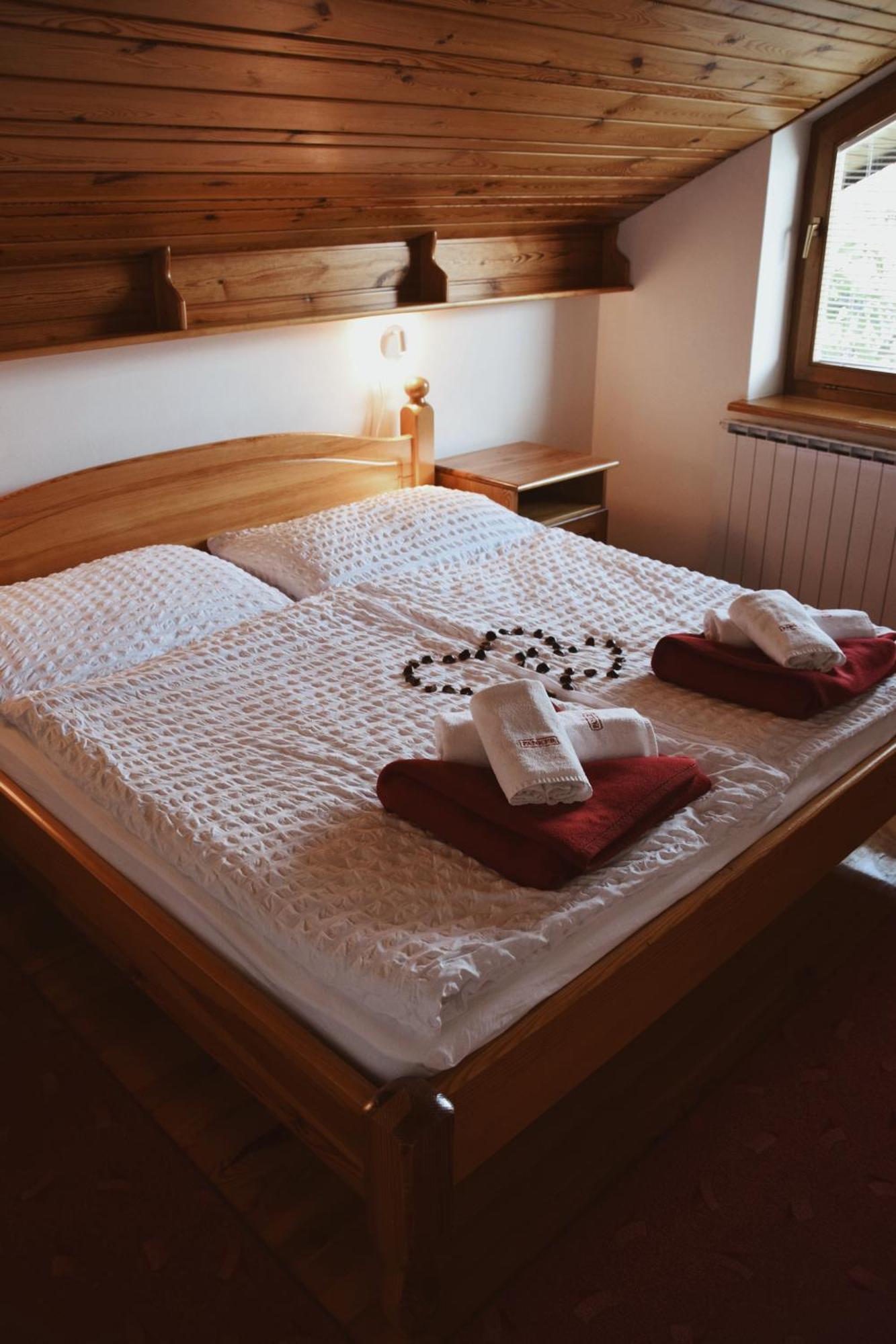 Rooms And Apartments Panker مورفسكه تيبليتسه المظهر الخارجي الصورة