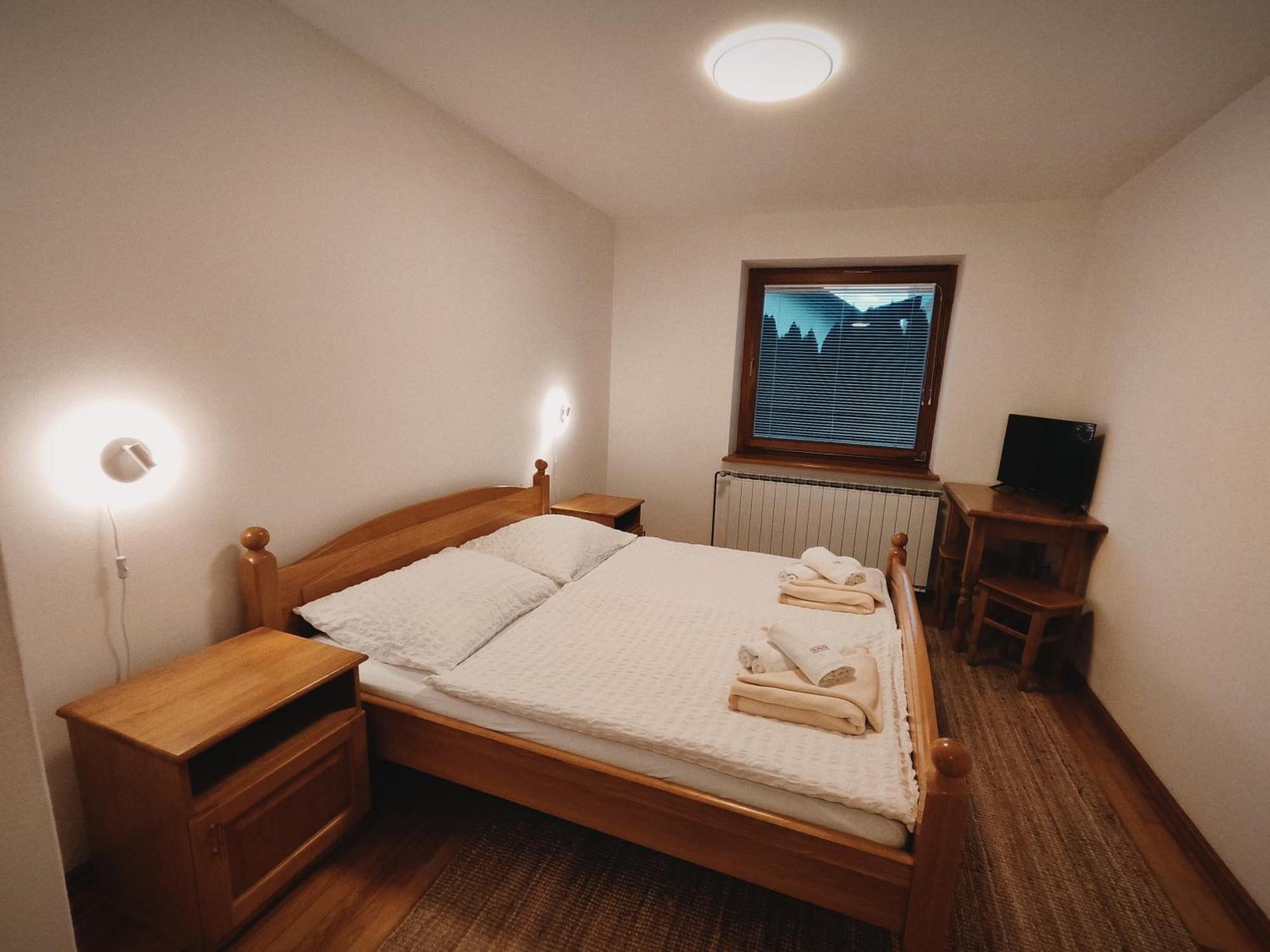 Rooms And Apartments Panker مورفسكه تيبليتسه المظهر الخارجي الصورة
