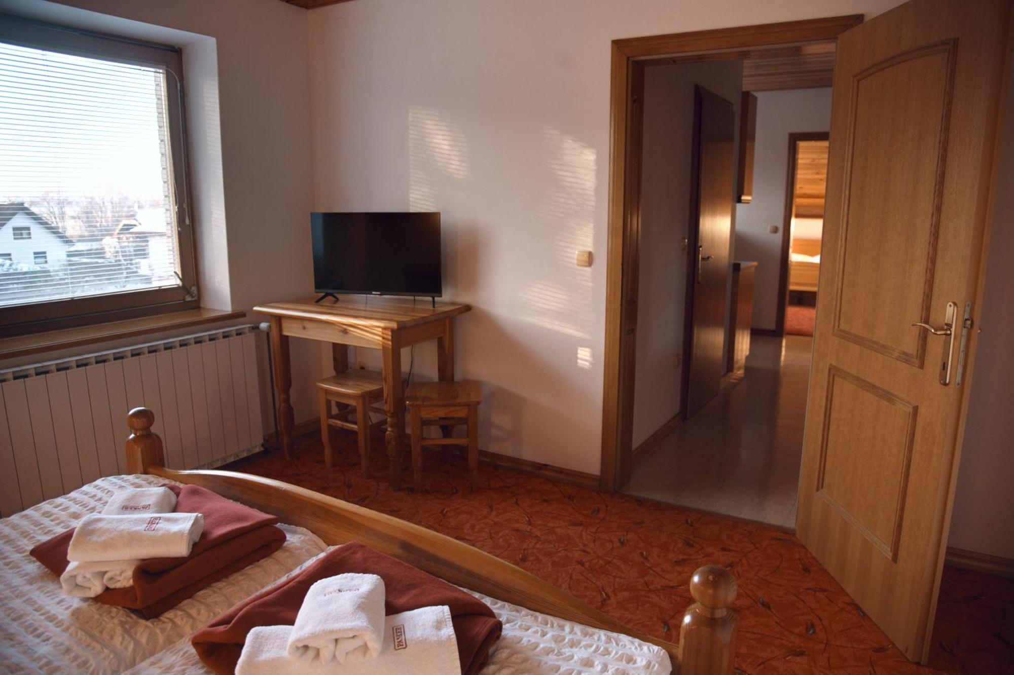 Rooms And Apartments Panker مورفسكه تيبليتسه المظهر الخارجي الصورة