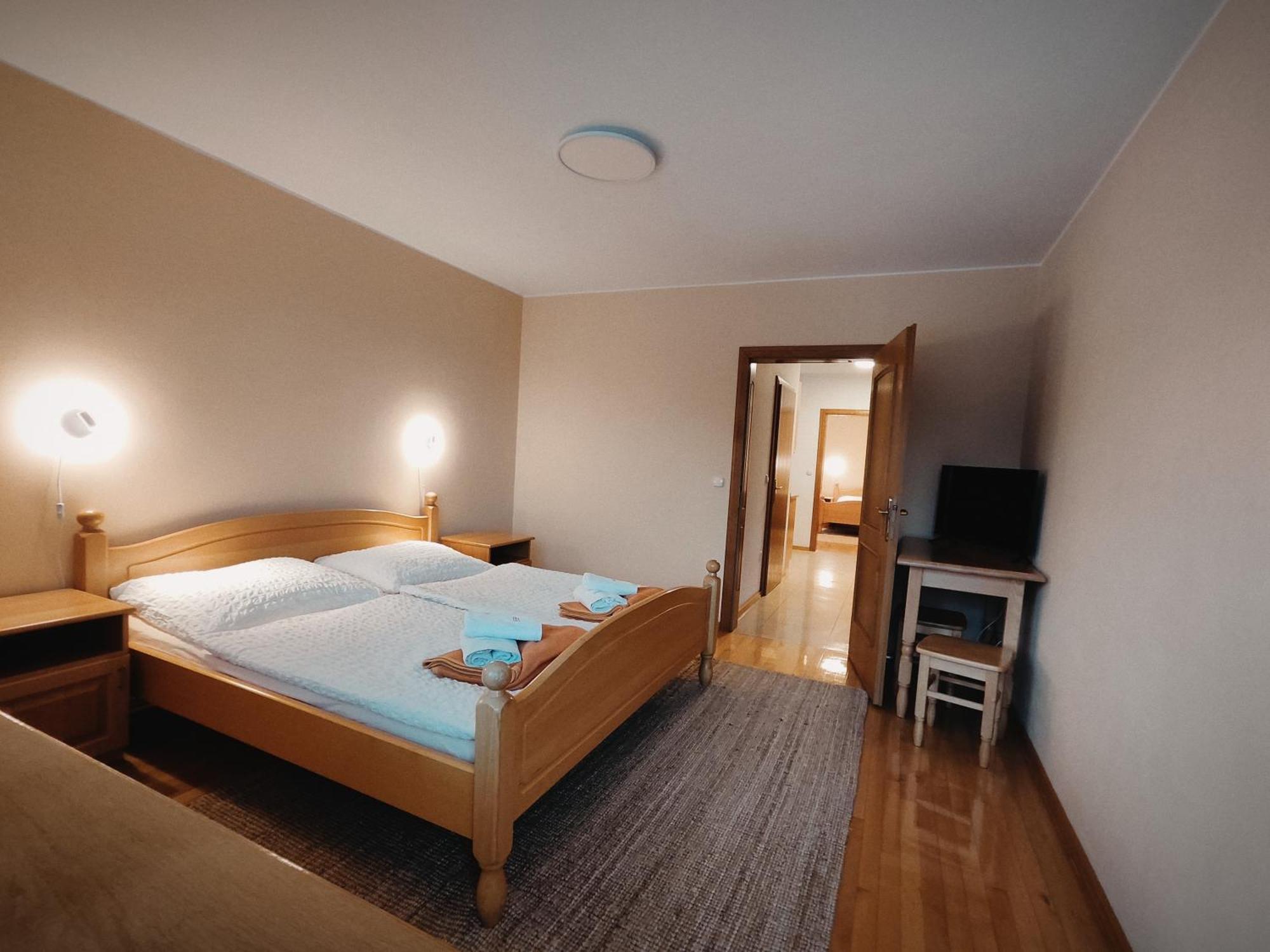 Rooms And Apartments Panker مورفسكه تيبليتسه المظهر الخارجي الصورة